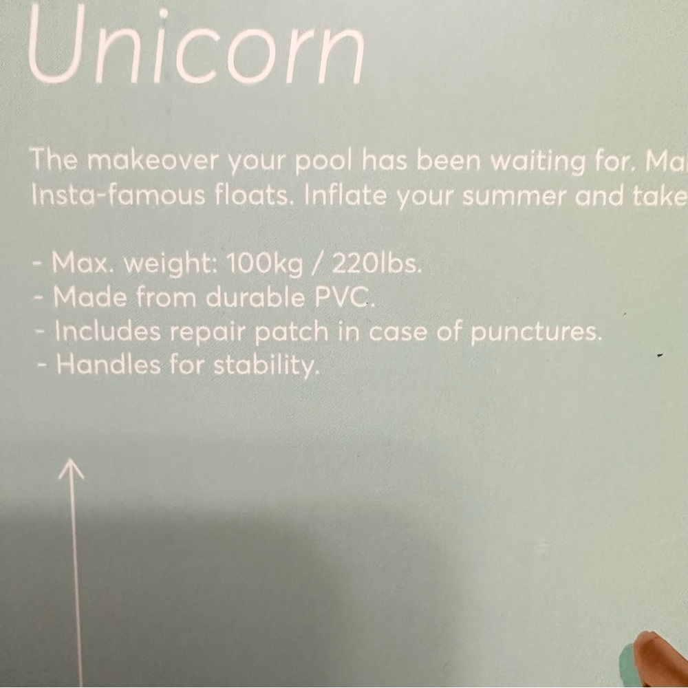 SunnyLife Luxe Ride-On Pool Float Unicorn - Picture 6 of 7